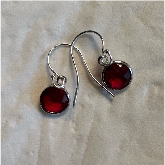 ARTISAN January Birthstone Crystal Pendant Charm Sterling Silver Earrings - Picture 4 of 4